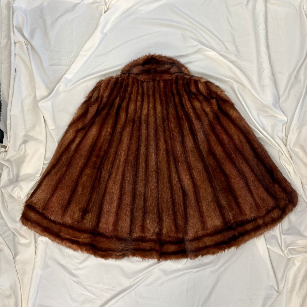 Vintage Genuine Golden Ranch Mink Fur Cape Coat